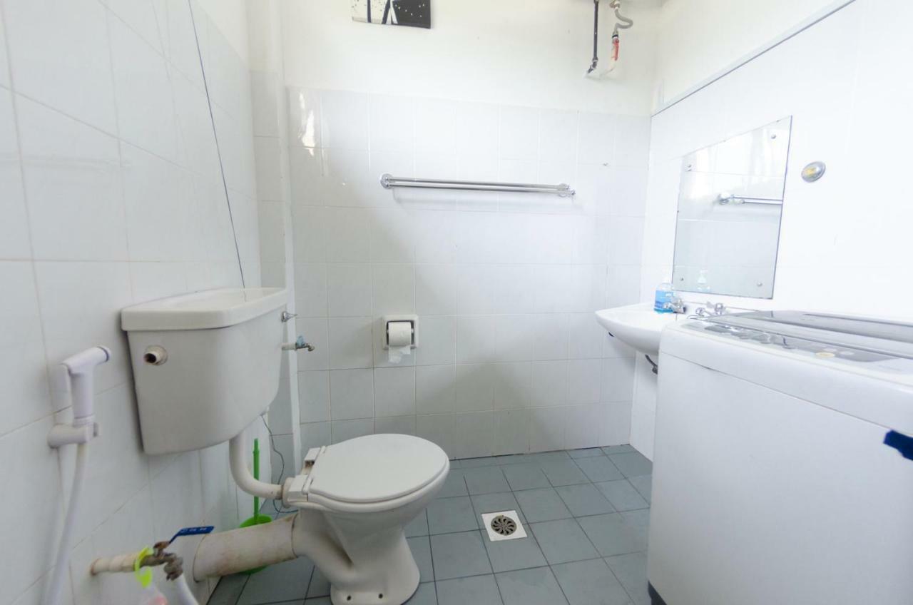 Poni Homestay Muara Eksteriør bilde