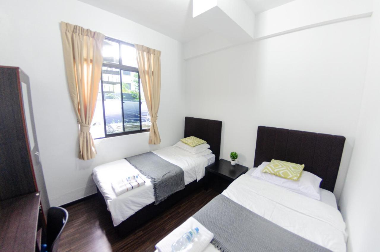 Poni Homestay Muara Eksteriør bilde